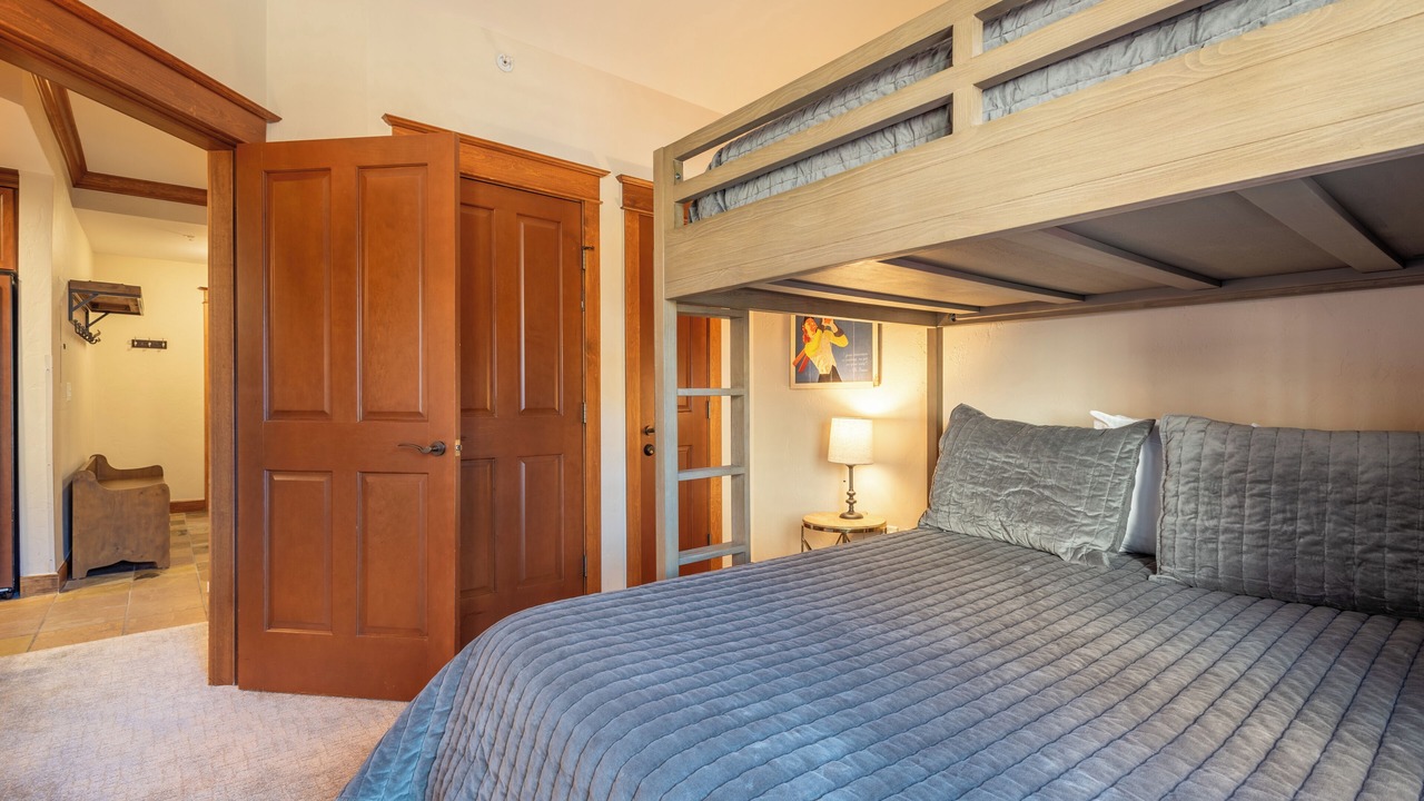 Photo of Bedroom in Copper Mountain Village
