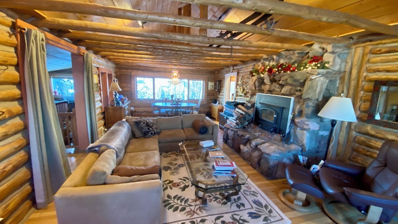 Photo of Livingroom in Bailey