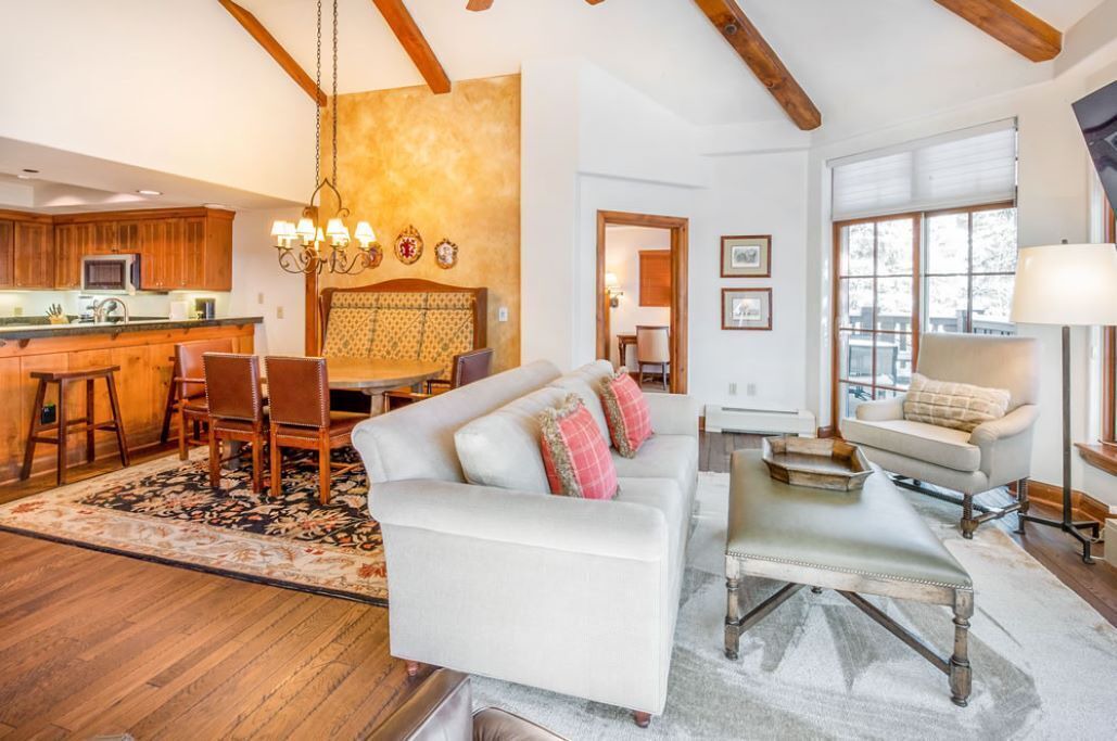 Photo of Livingroom in Vail
