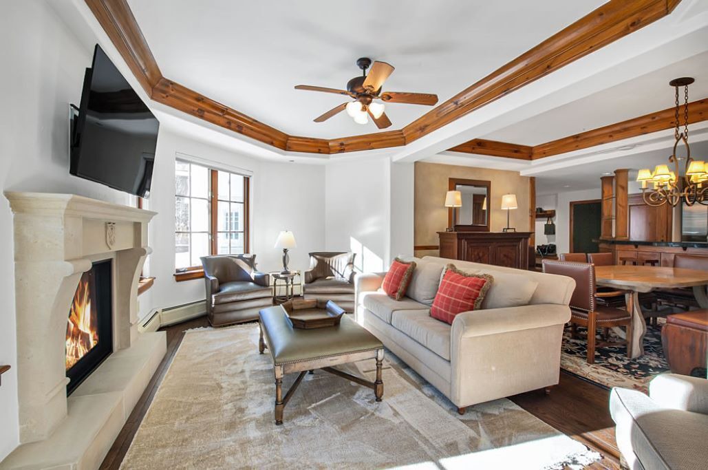 Photo of Livingroom in Vail