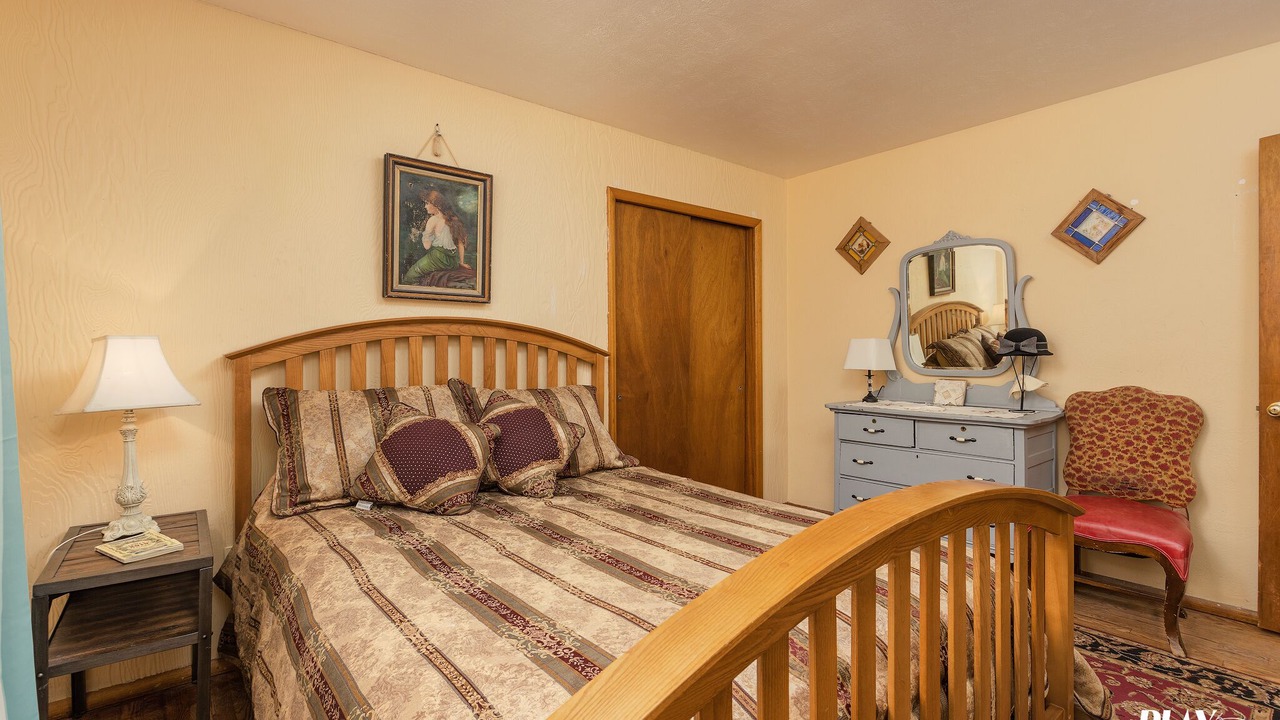 Photo of Bedroom in Glenwood Springs