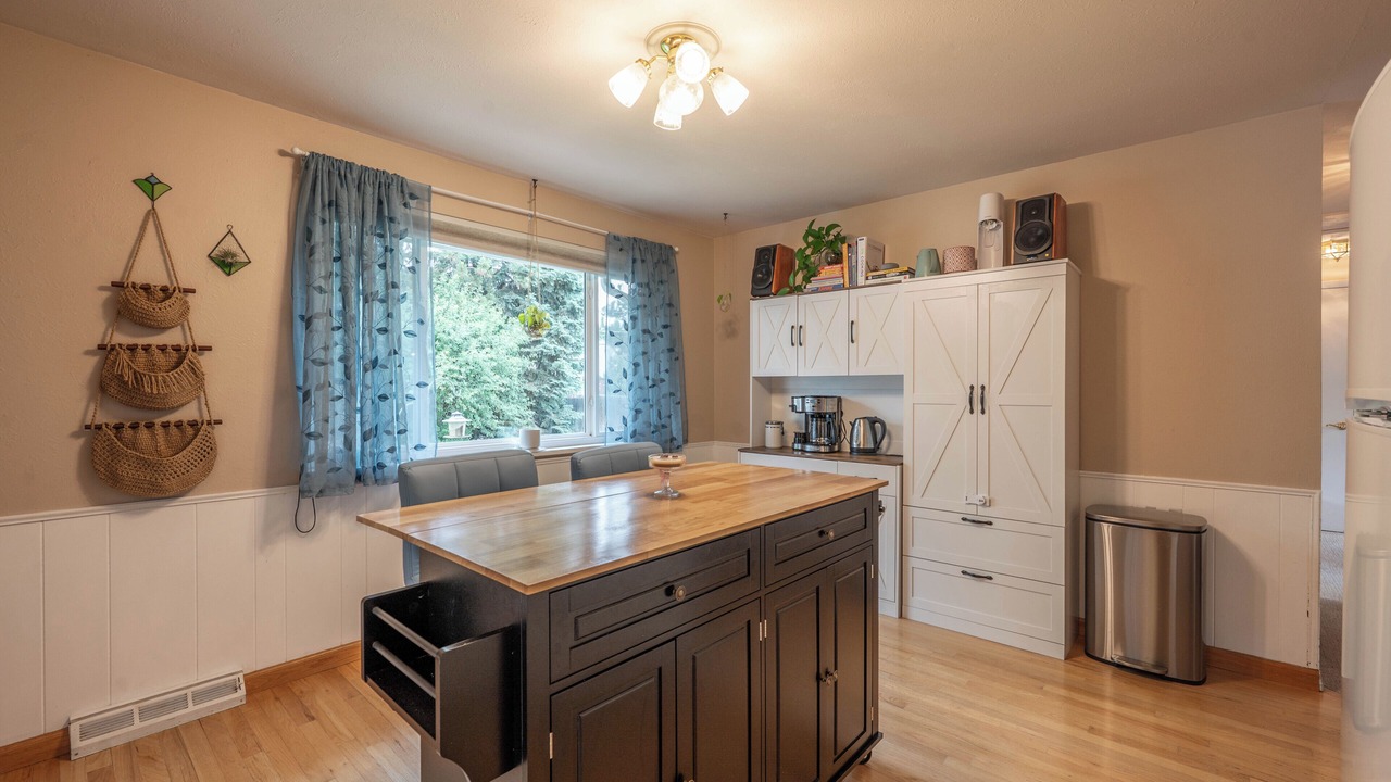 Photo of Kitchen in Applewood West