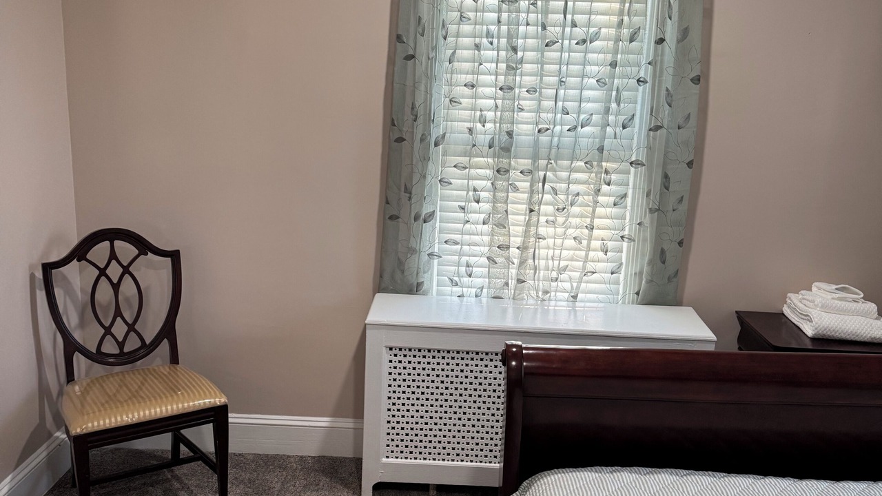 Photo of Bedroom in Elsmere