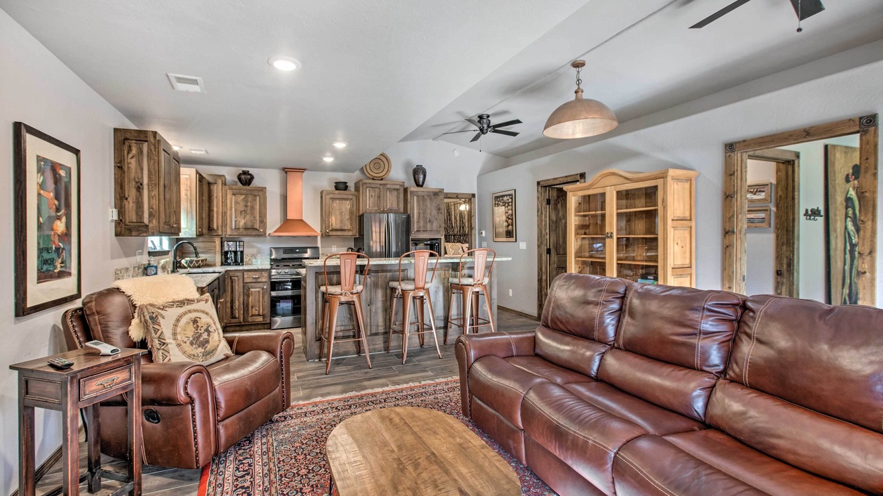 Photo of Livingroom in Red River
