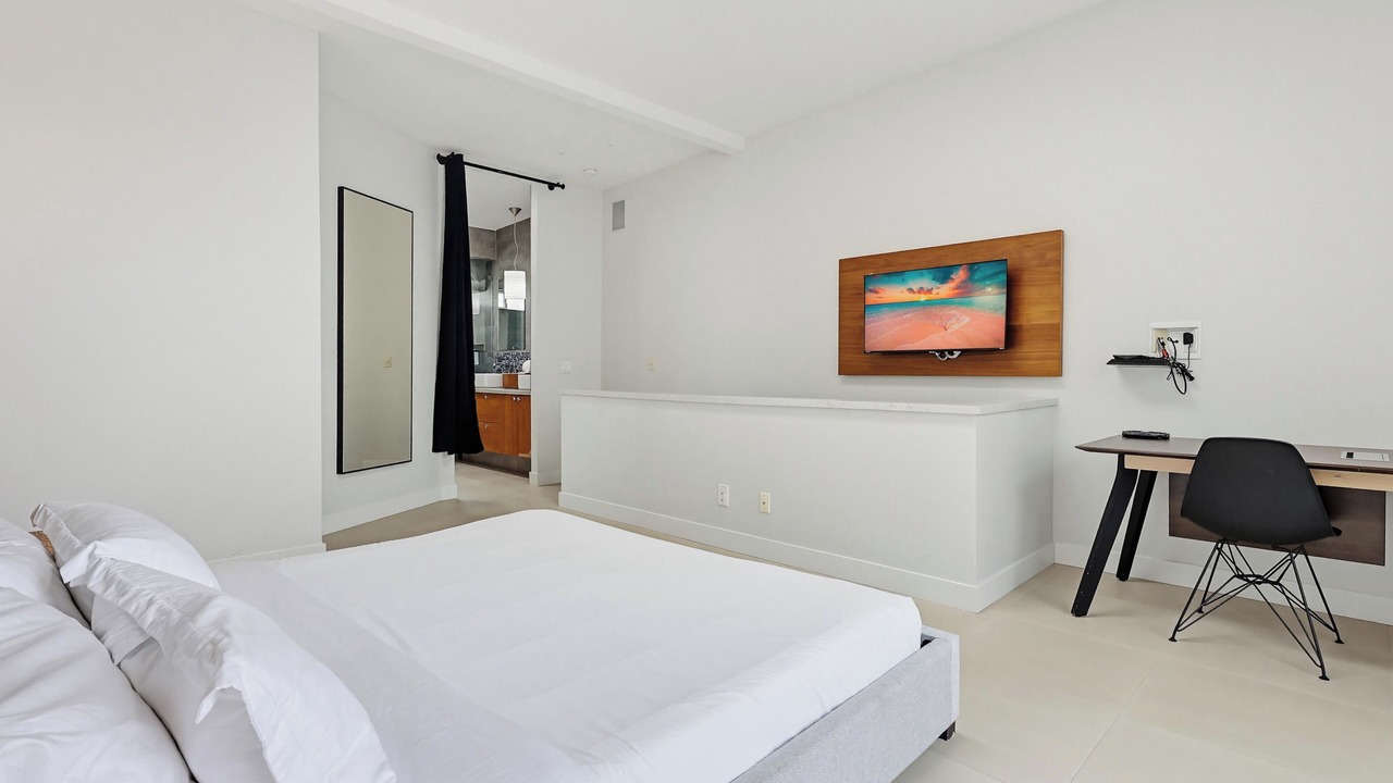 Photo of Bedroom in Little Italy