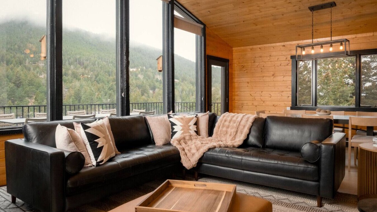 Photo of Livingroom in Doubleheader