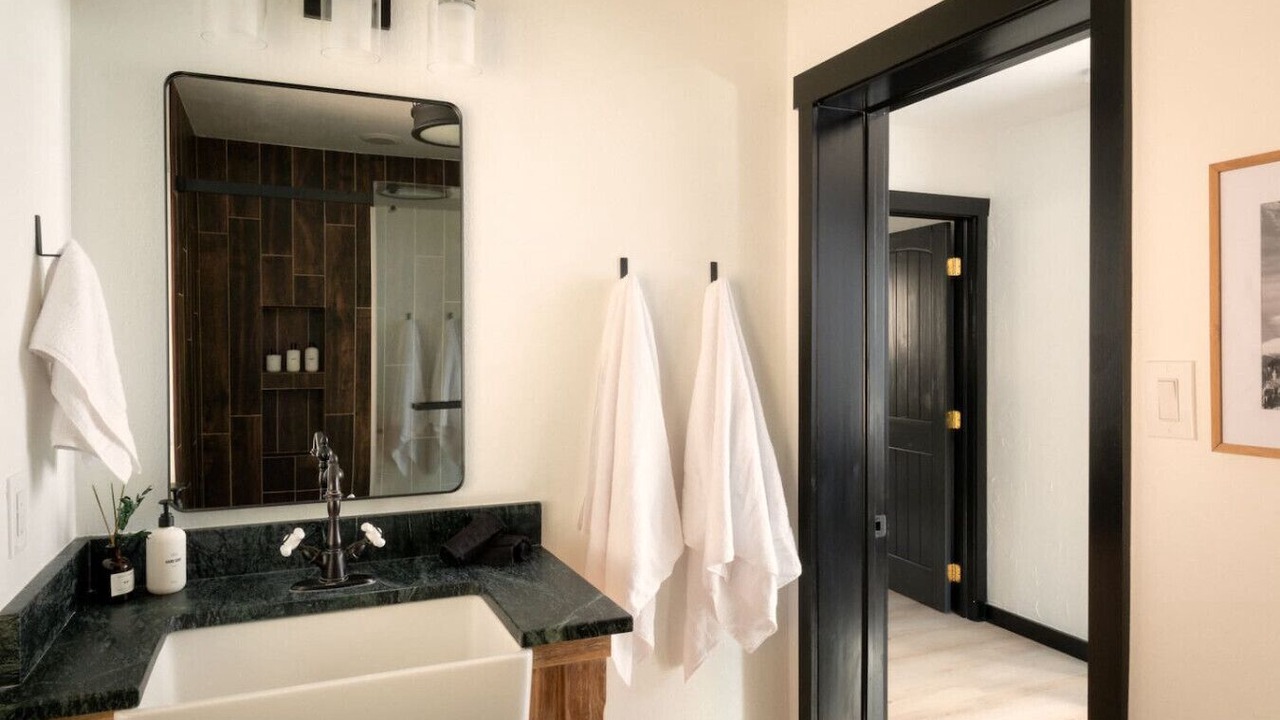 Photo of Bathroom in Doubleheader