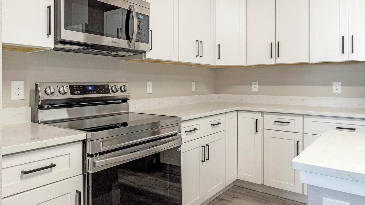 Photo of Kitchen in College View