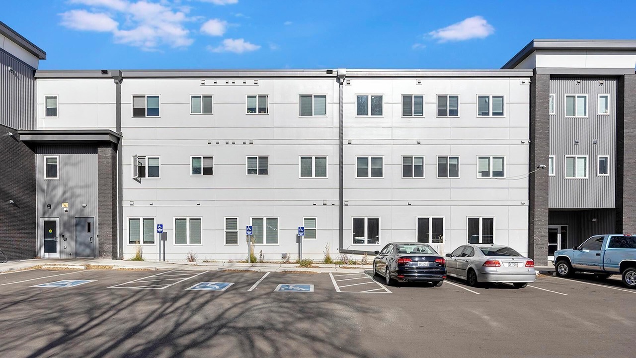Photo of Outdoor in College View
