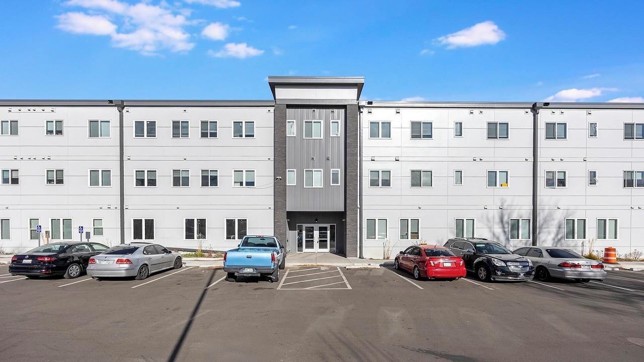 Photo of Outdoor in College View