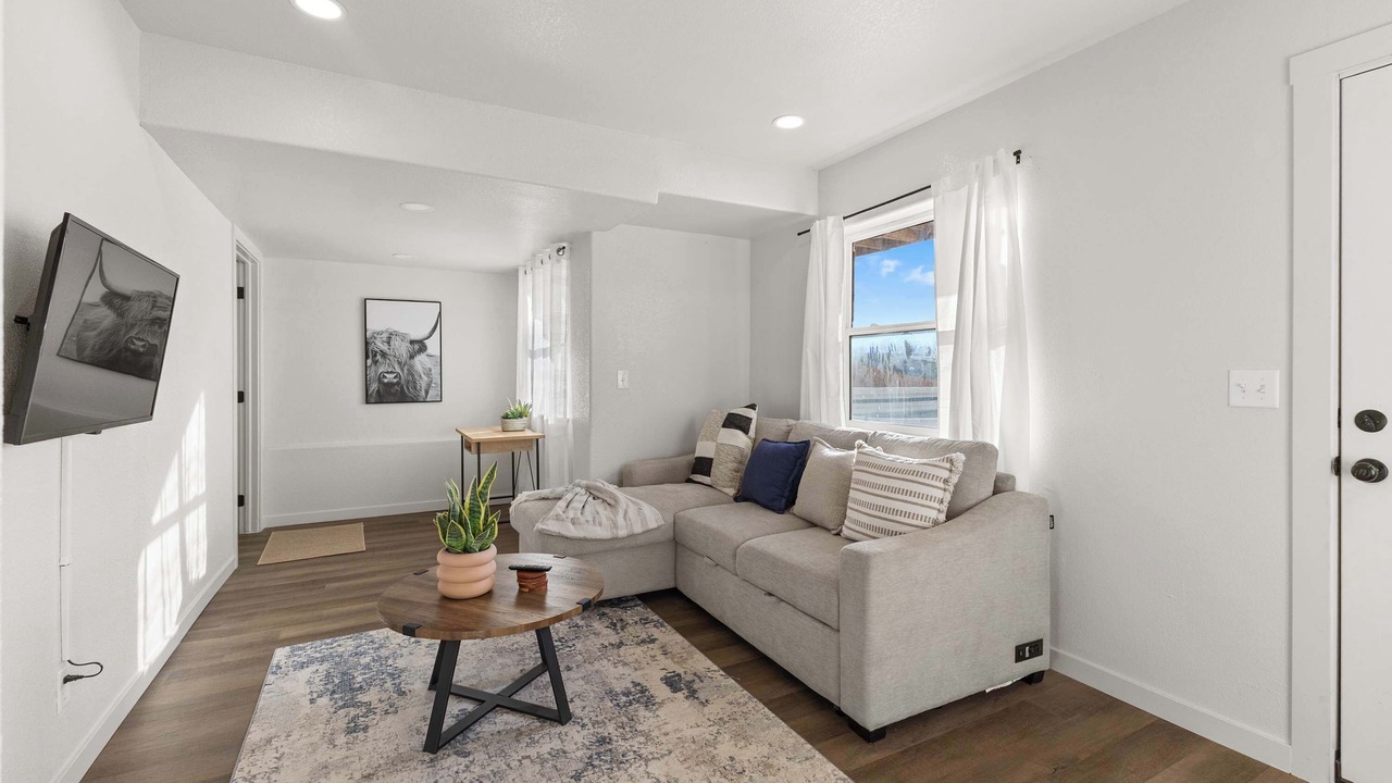 Photo of Livingroom in Pueblo West
