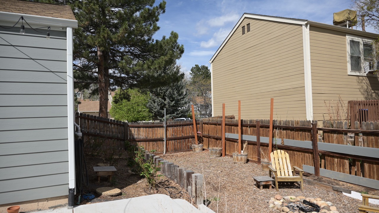 Photo of Outdoor in Foothill Green
