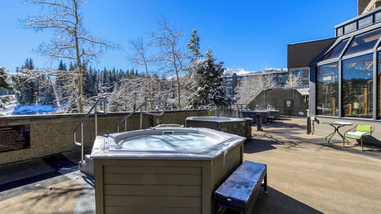 Photo of Patio Balcony in Peak 9