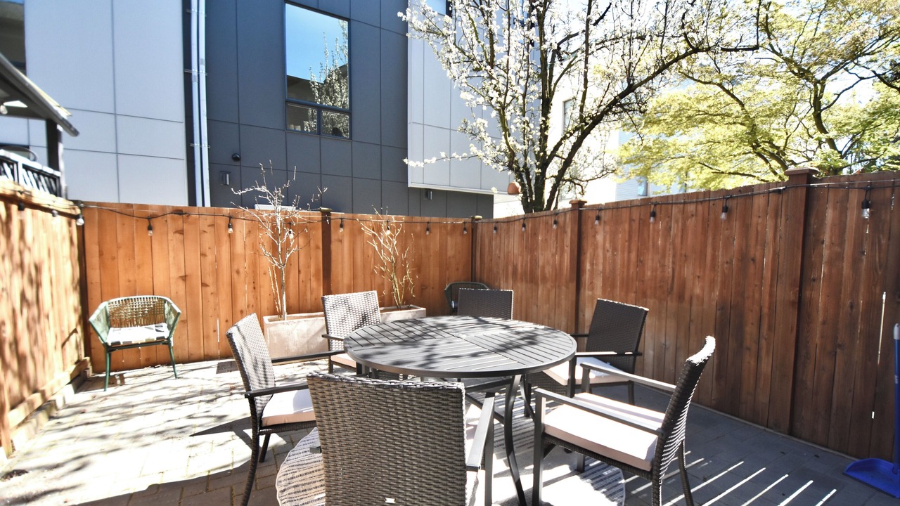 Photo of Outdoor in Lower Queen Anne