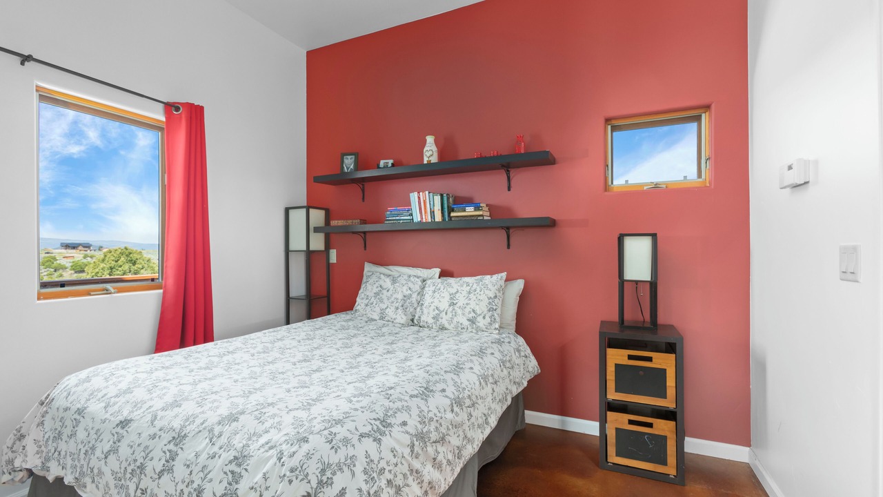 Photo of Bedroom in Missouri Heights