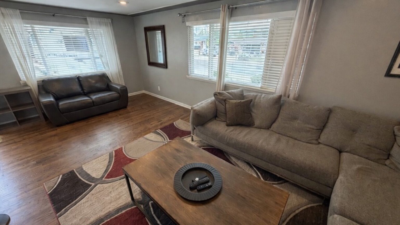 Photo of Livingroom in Arvada Plaza Area