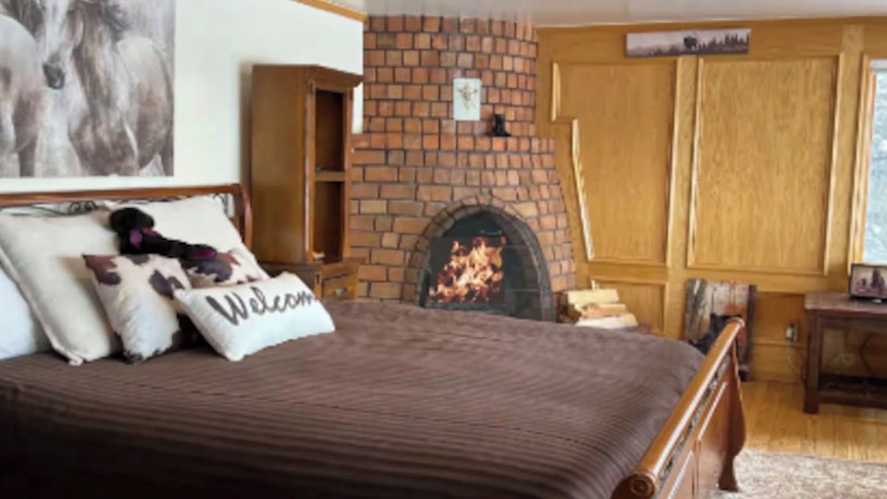 Photo of Bedroom in Golden