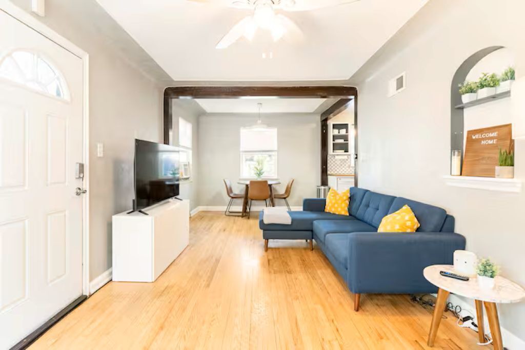 Photo of Livingroom in City Park