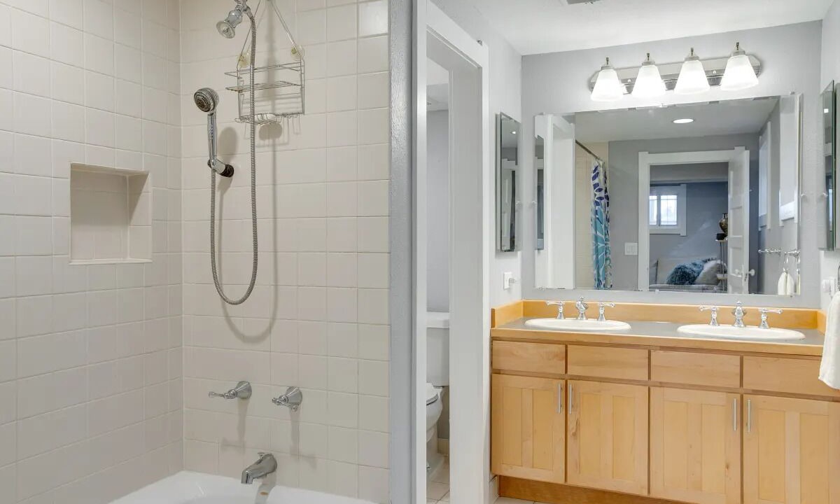 Photo of Bathroom in Washington Park West