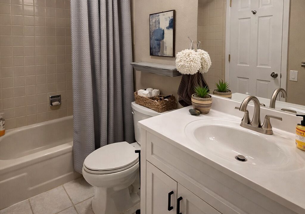 Photo of Bathroom in Ken Caryl Ranch Plains