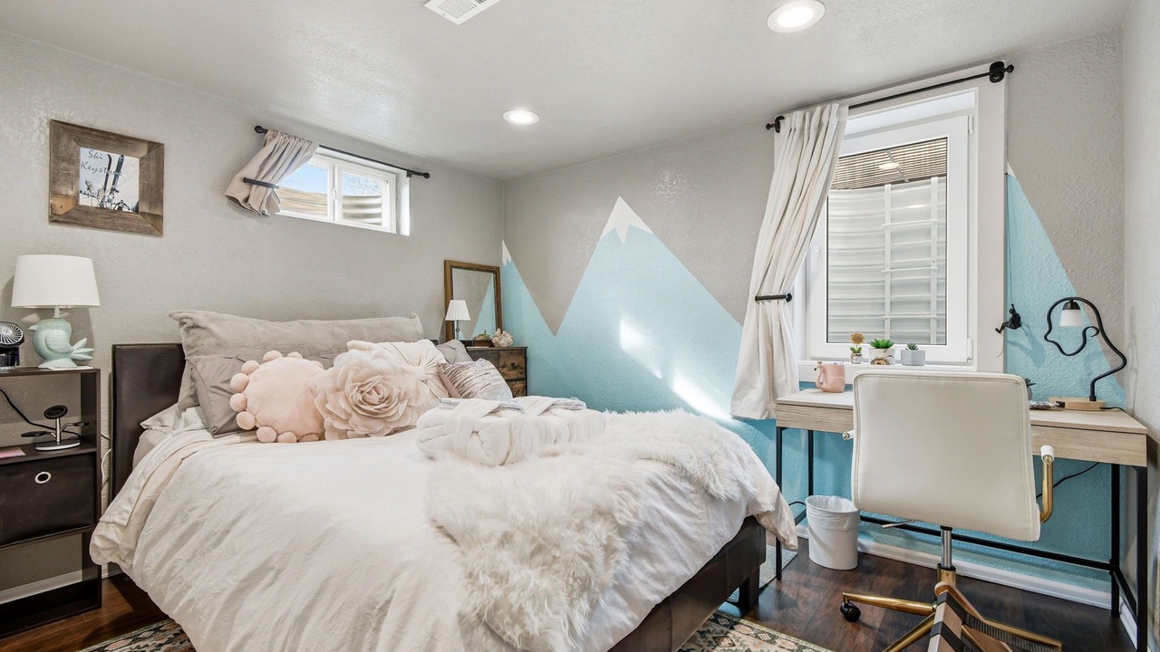 Photo of Bedroom in Lakewood