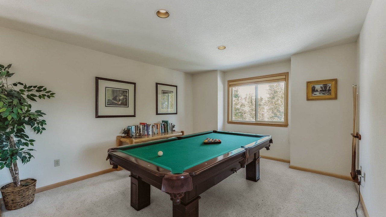 Photo of Bedroom in Breckenridge Heights
