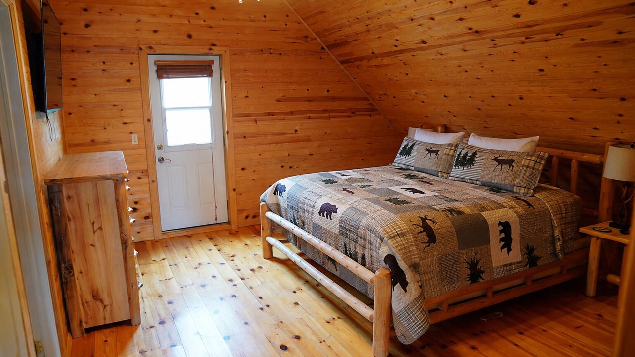Photo of Bedroom in South Fork