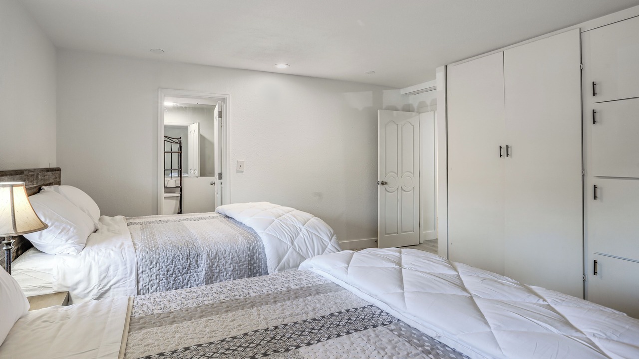 Photo of Bedroom in Meadow Hills