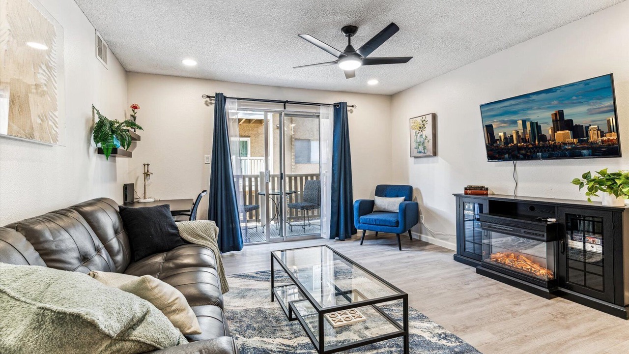 Photo of Livingroom in Hampden South