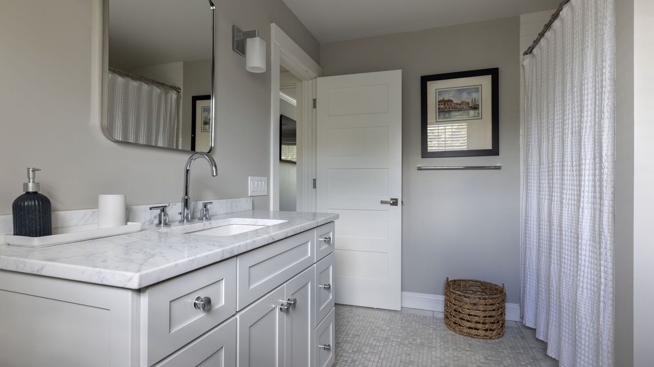 Photo of Bathroom in Jamestown