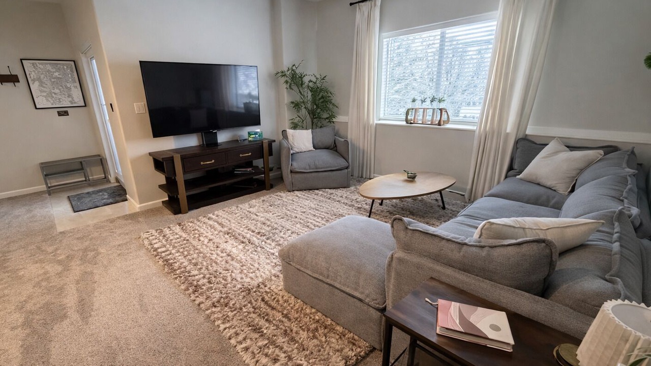 Photo of Livingroom in Northwest Colorado Springs