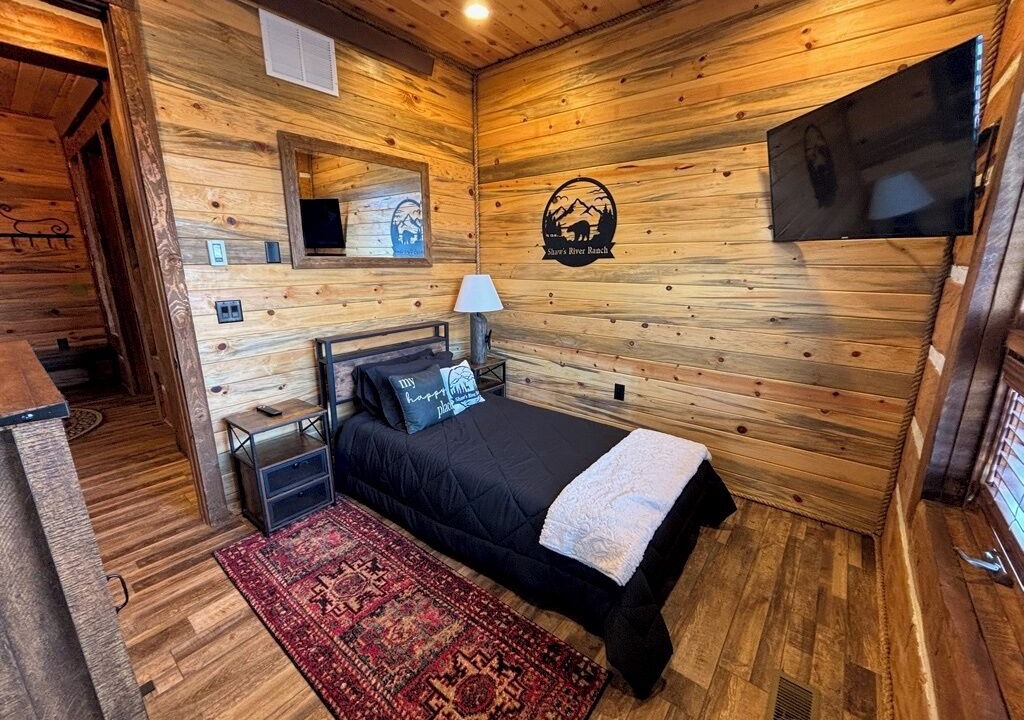 Photo of Bedroom in Salida