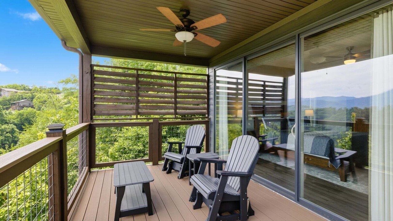 Photo of Patio Balcony in Chalet Village North