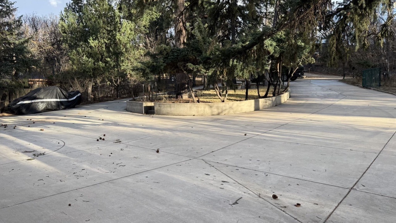 Photo of Outdoor in Broadmoor