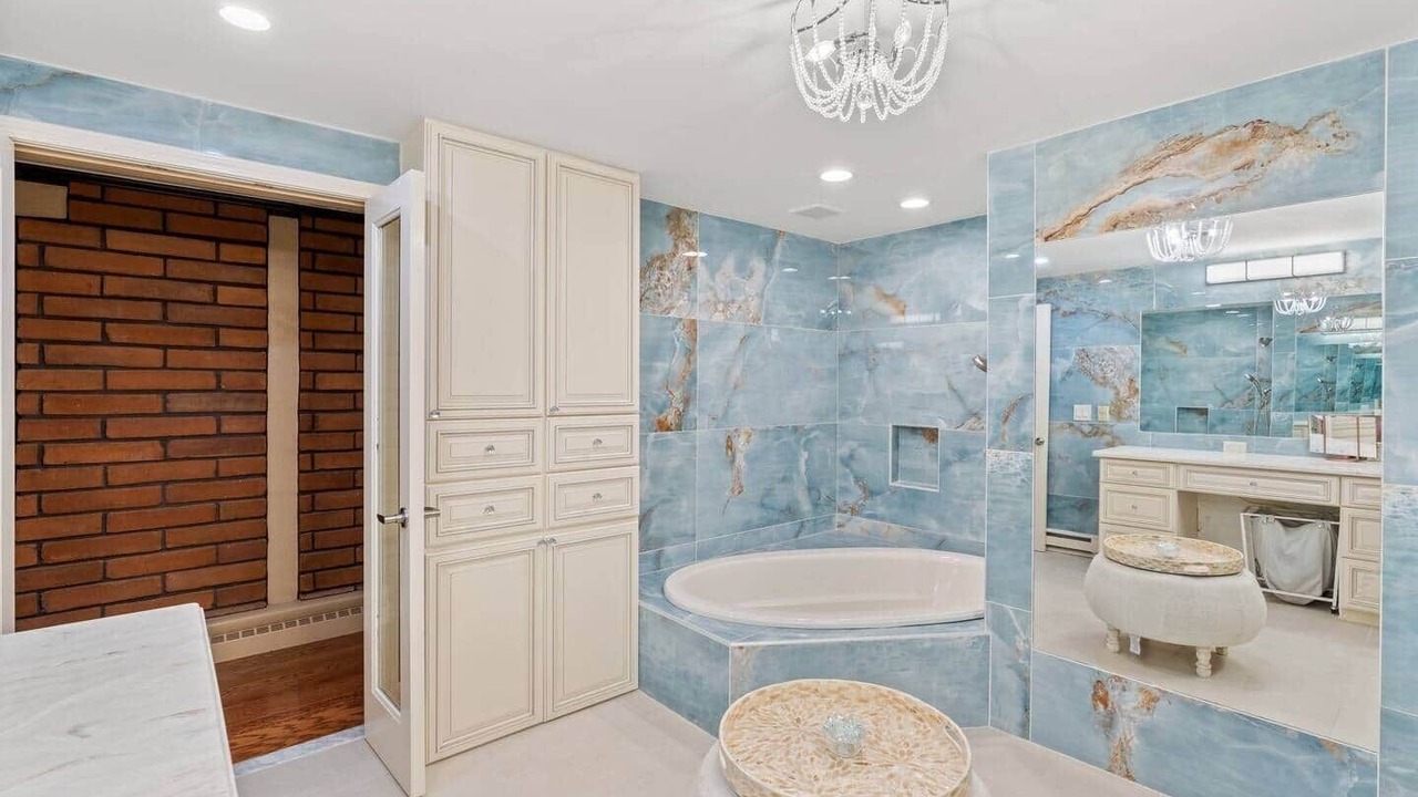 Photo of Bathroom in Golden