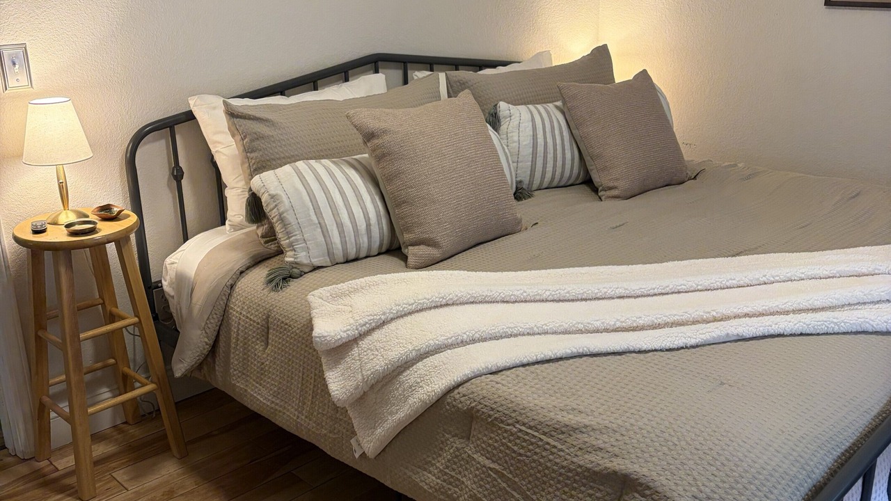 Photo of Bedroom in Silverton