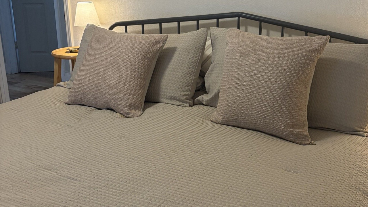 Photo of Bedroom in Silverton