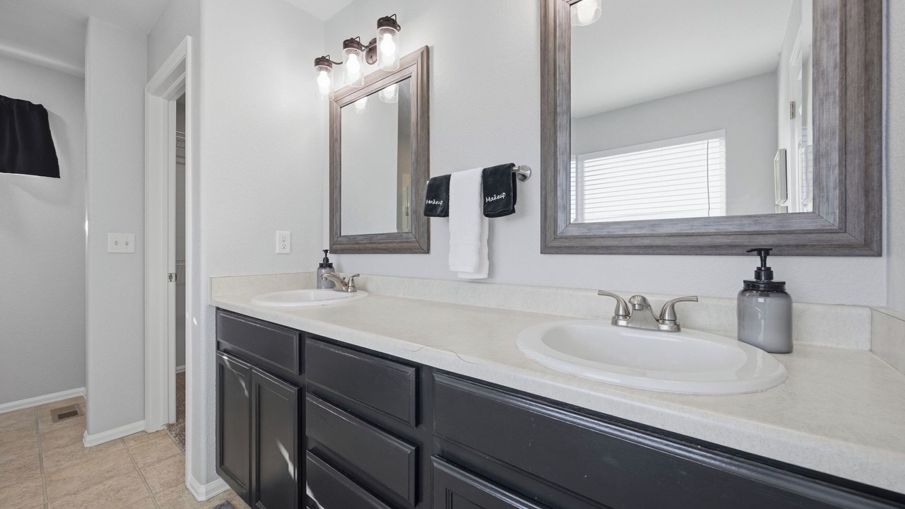 Photo of Bathroom in Security-Widefield