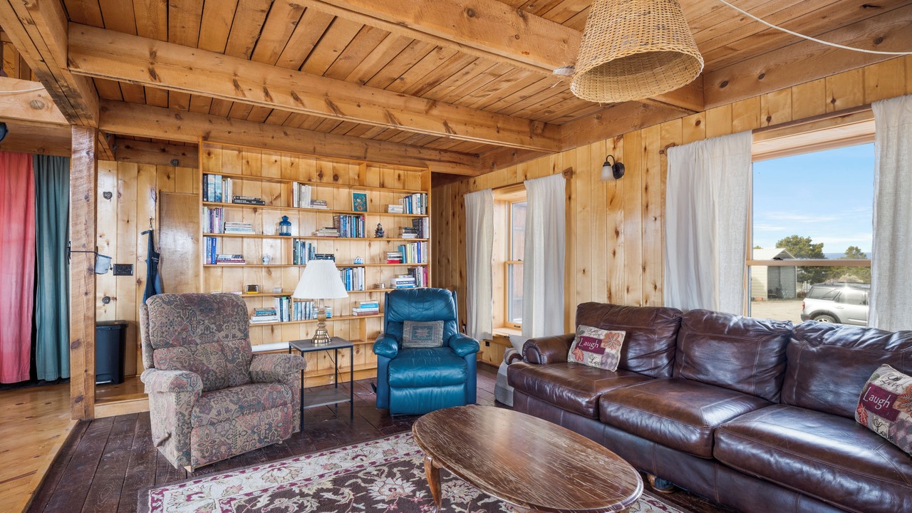 Photo of Livingroom in Norwood
