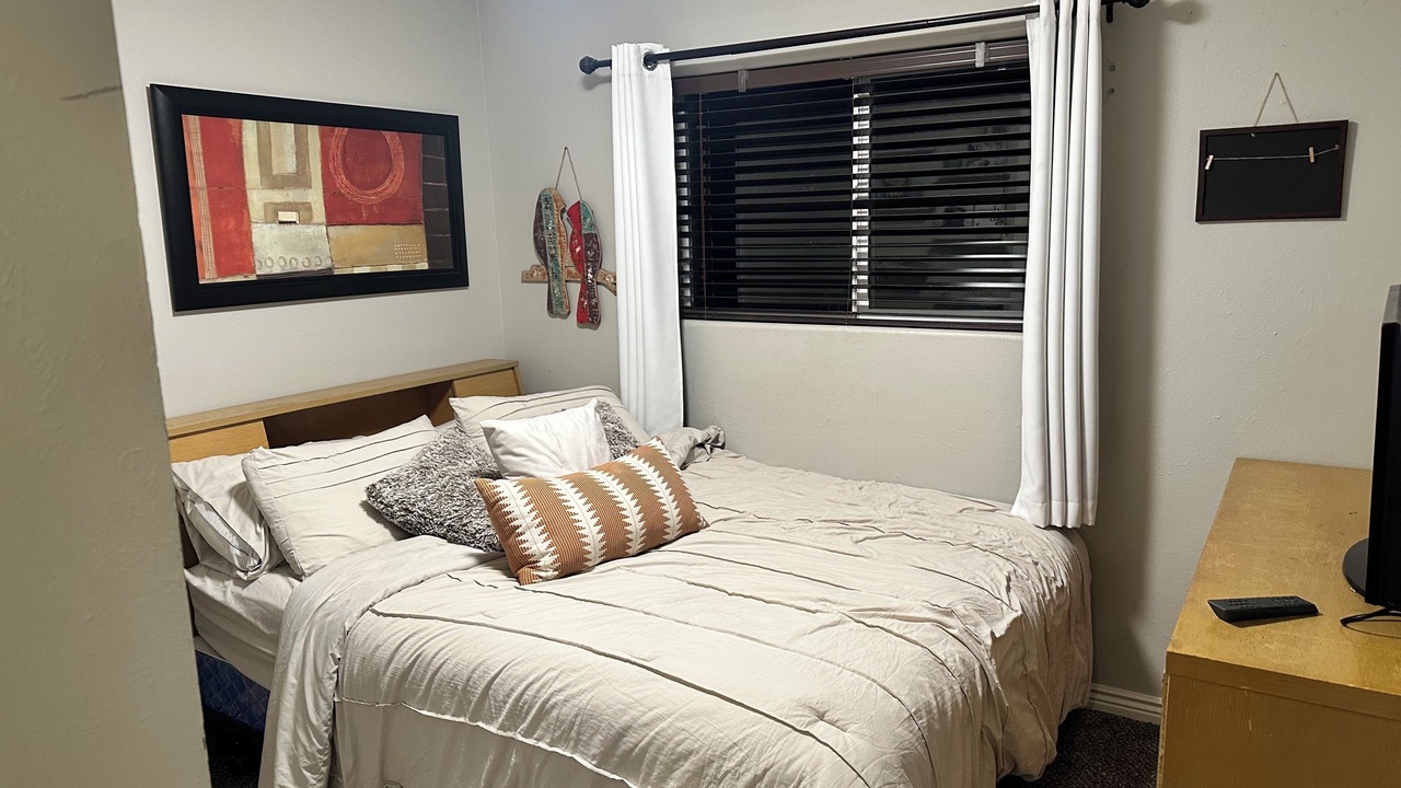 Photo of Bedroom in Golden