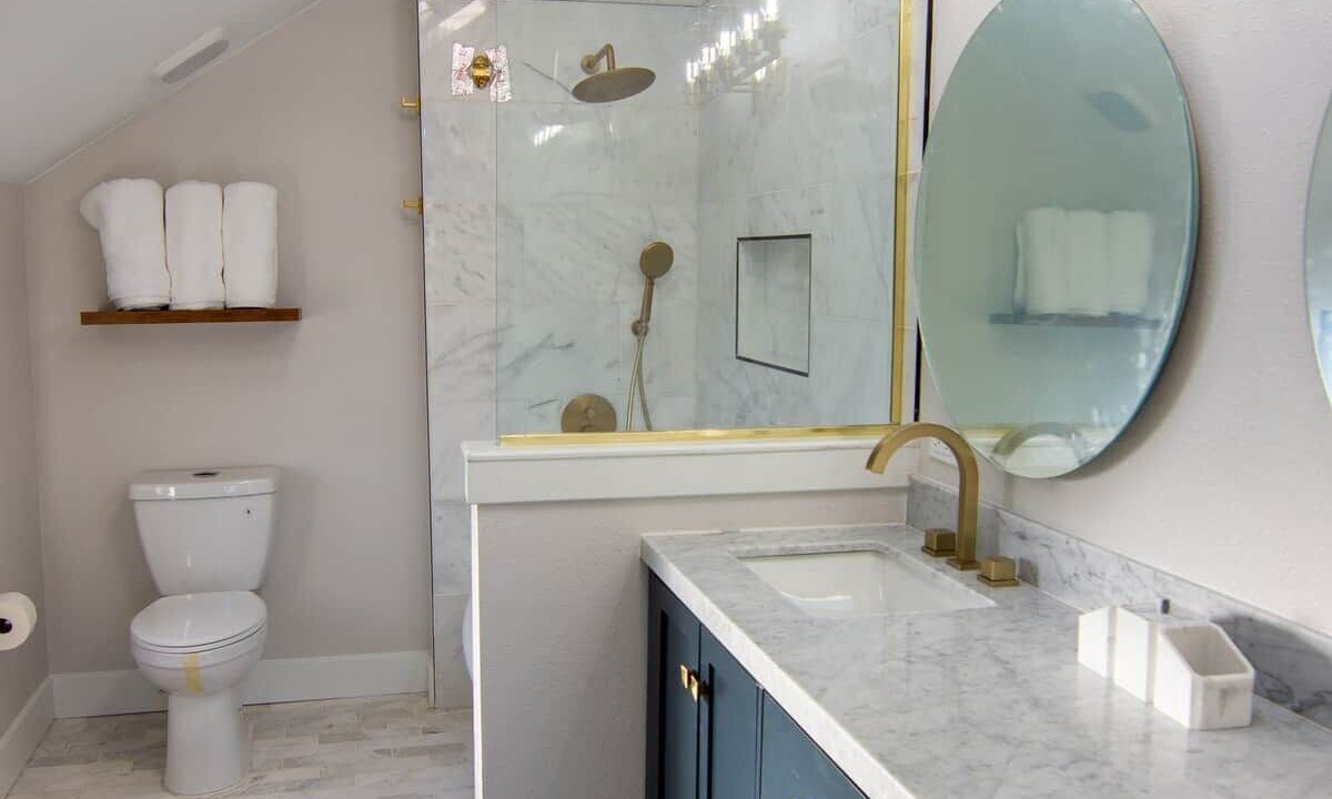 Photo of Bathroom in Hale