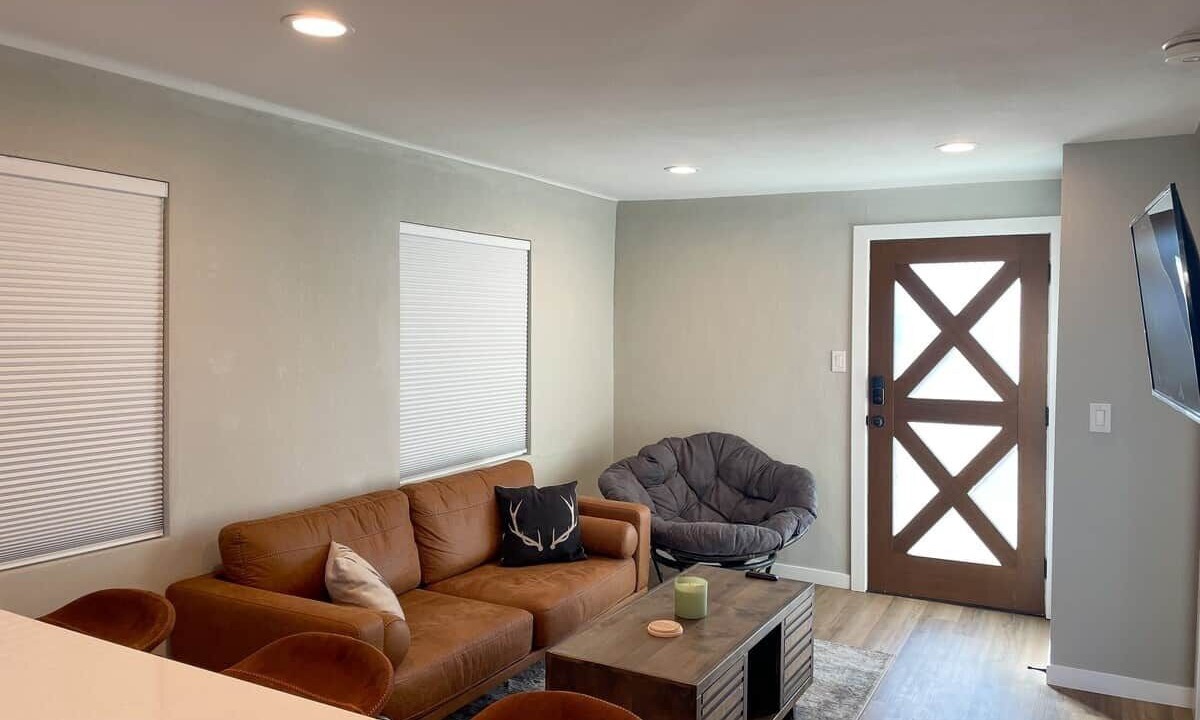 Photo of Livingroom in Lakewood