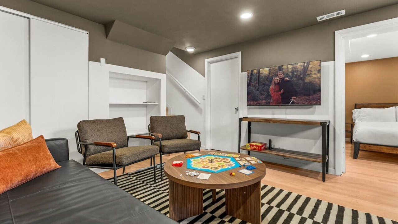 Photo of Bedroom in Lamar Heights Area