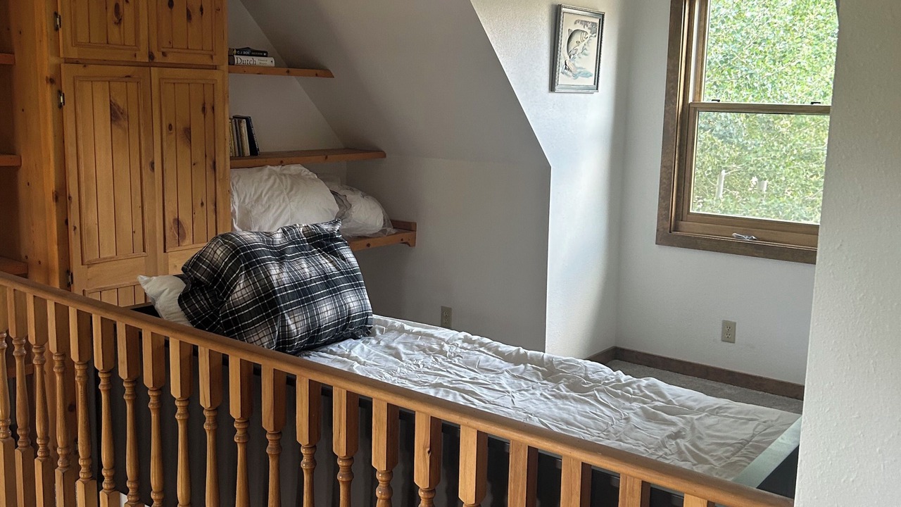 Photo of Bedroom in South Fork