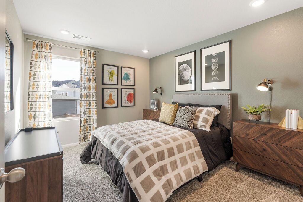 Photo of Bedroom in Aurora