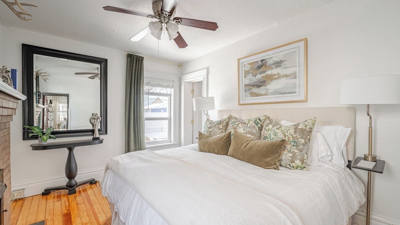 Photo of Bedroom in Sunnyside