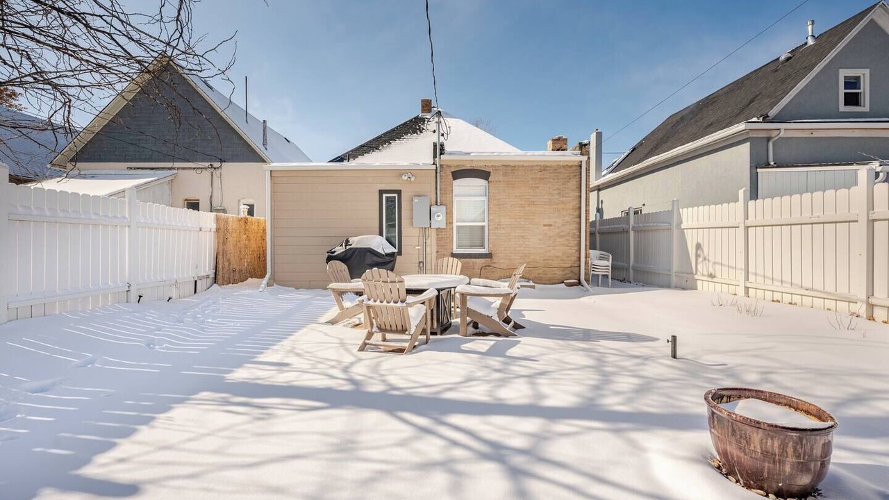 Photo of Outdoor in Sunnyside