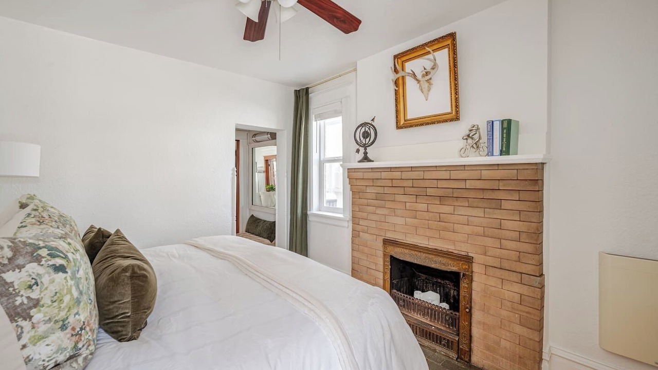 Photo of Bedroom in Sunnyside