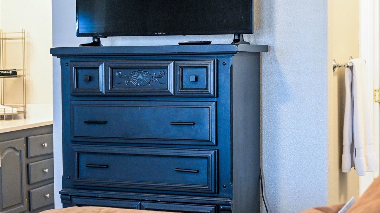 Photo of Bedroom in Columbine Knolls