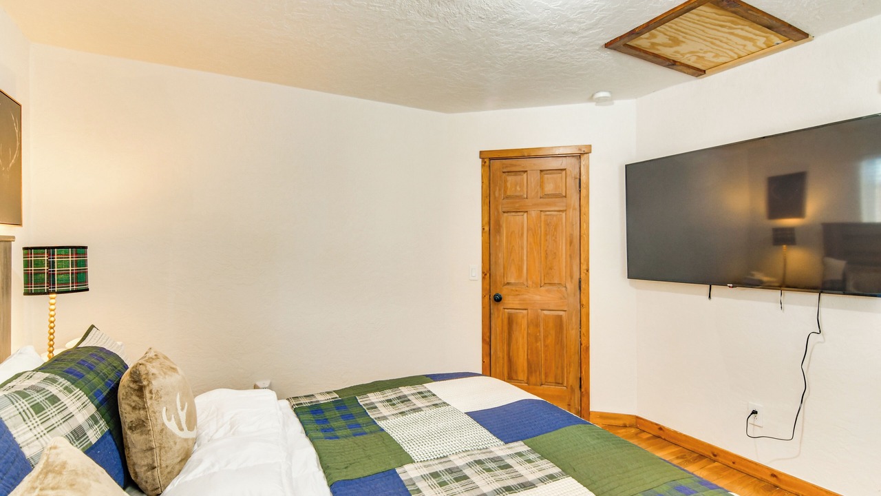 Photo of Bedroom in Evergreen